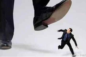 如何在职场往上爬
