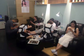怎么应聘美甲店老板呢