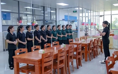 钦州酒店早餐厨师招聘  第1张