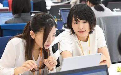 职场新人该送师傅礼物吗  第1张